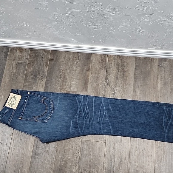 True Religion Jeans - Picture 8 of 8